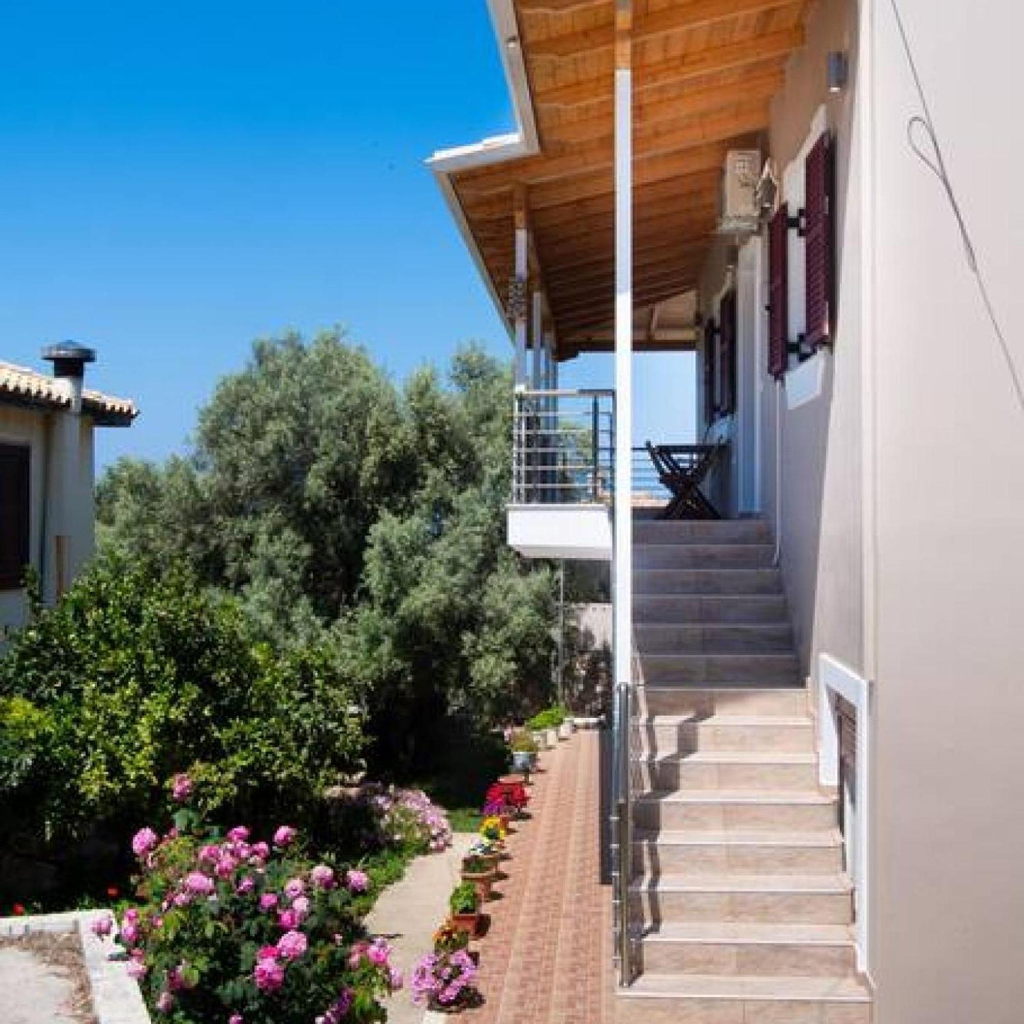 Kristo House - Tsoukalades Lefkada - Lefkada Bnb Exterior photo